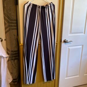 Lily Stretchy Poly/Spandex Flowy pants.